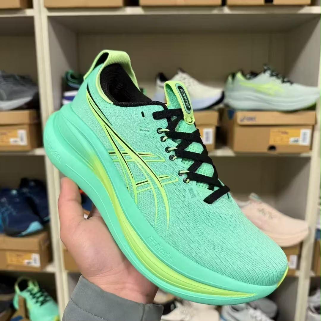 ASICS GEL-NIMBUS 28