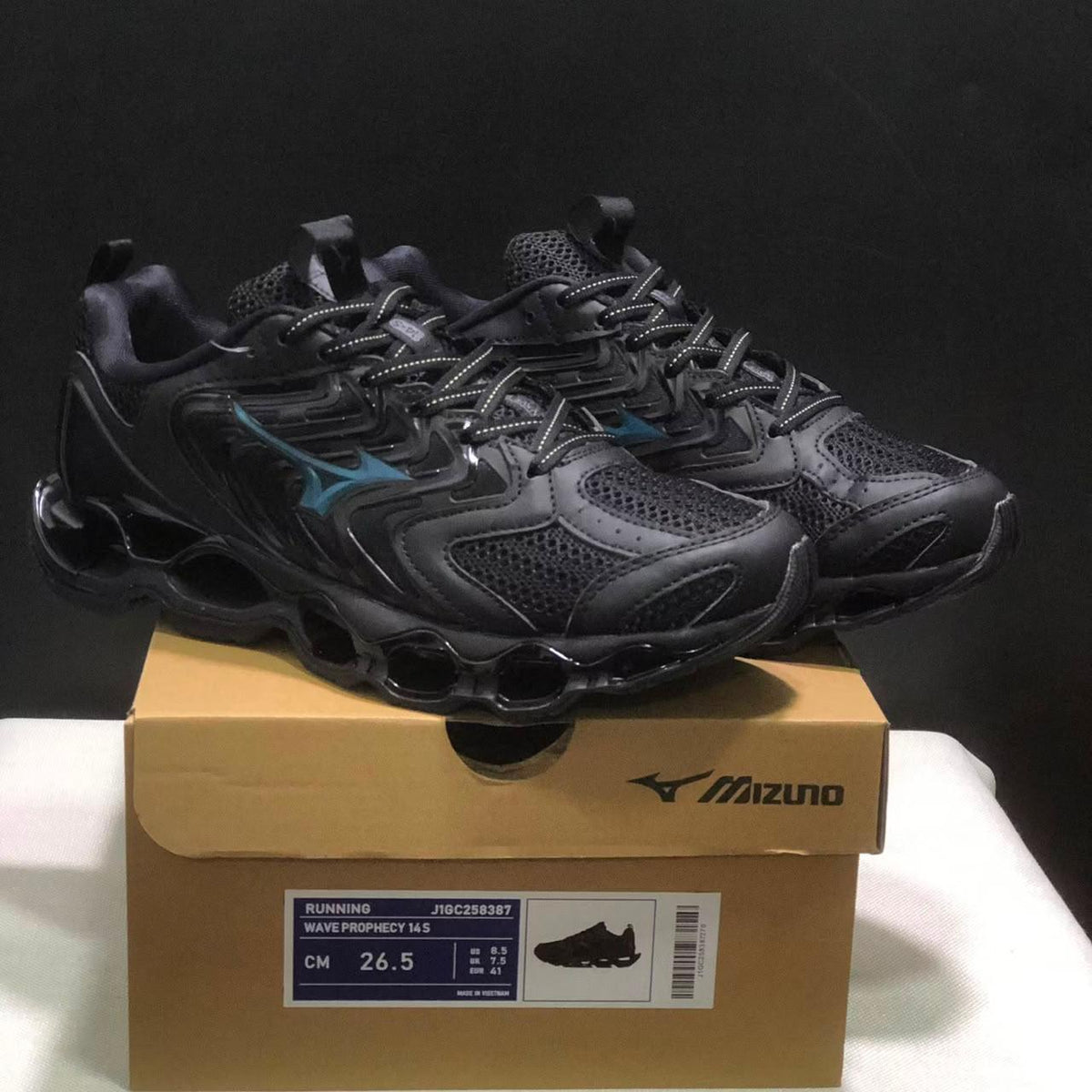 Mizuno Wave Prophecy 14S