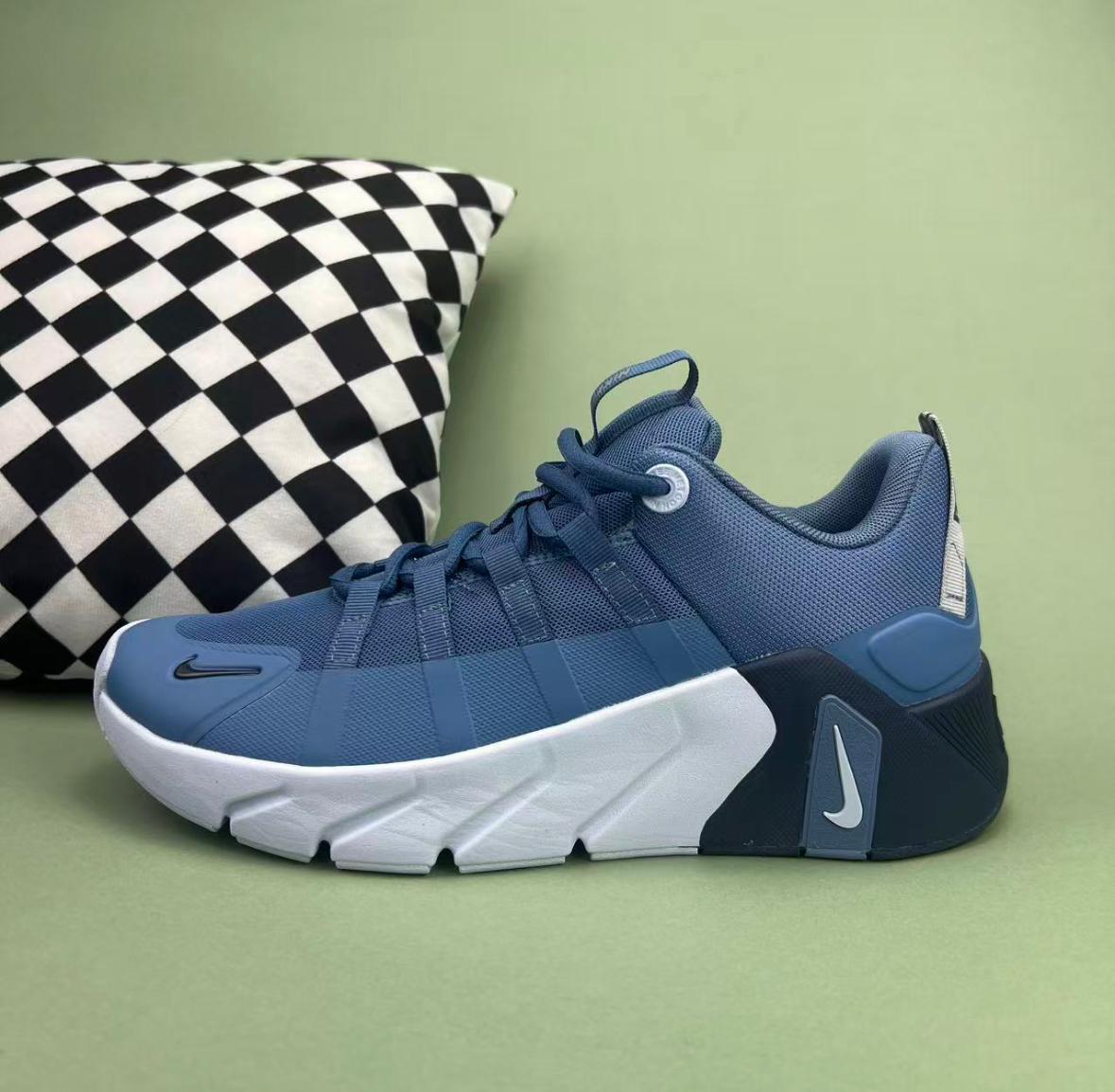 Tênis Nike Free Metcon 6